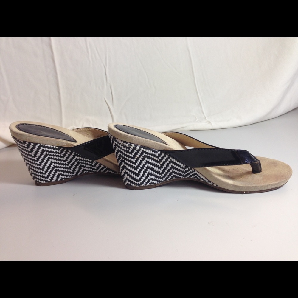 Heeled sandal